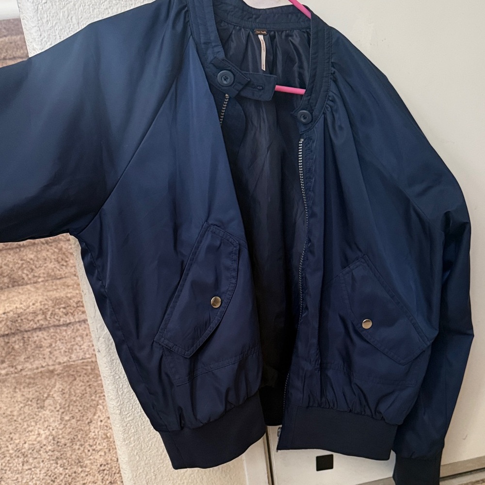 Free People Midnight Blue Jacket sz medium great condition. Slightly silky/shiny